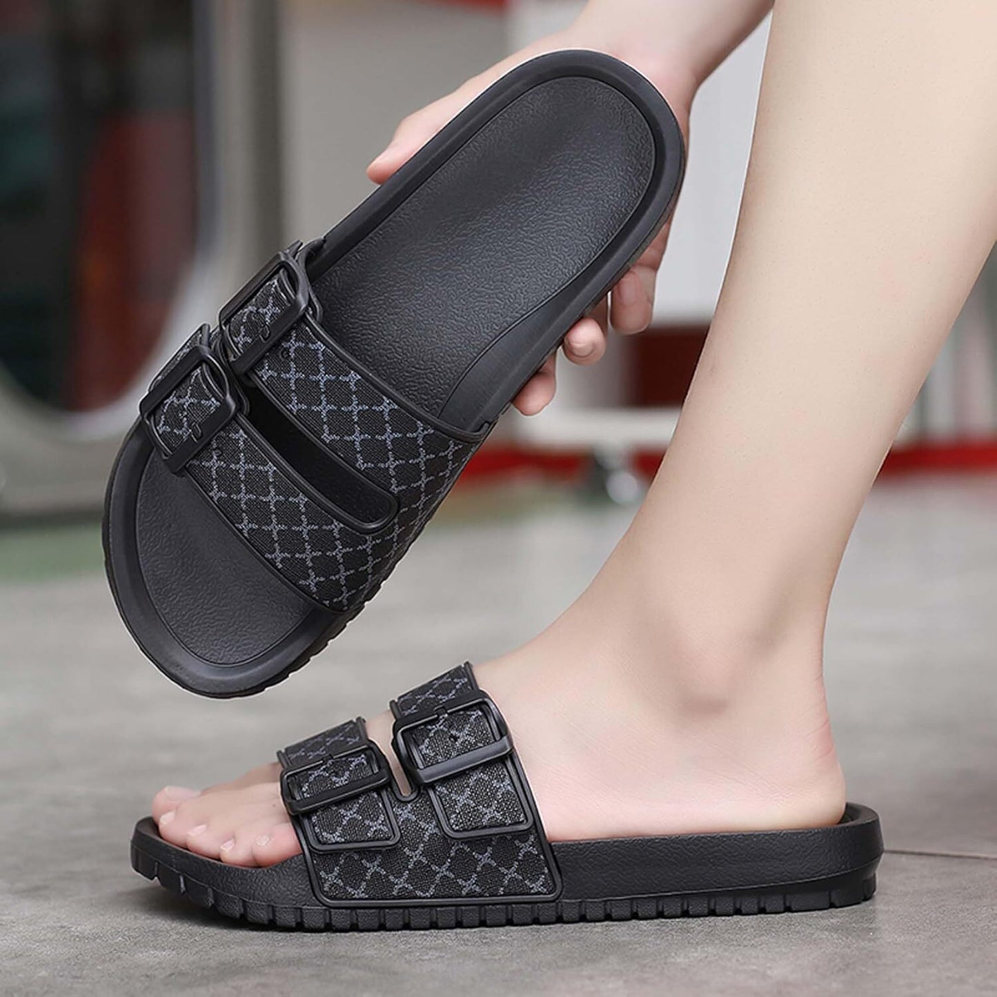 Summer Men's Slippers Casual Flip Flops Comfortable Lightweight Indoor Outdoor