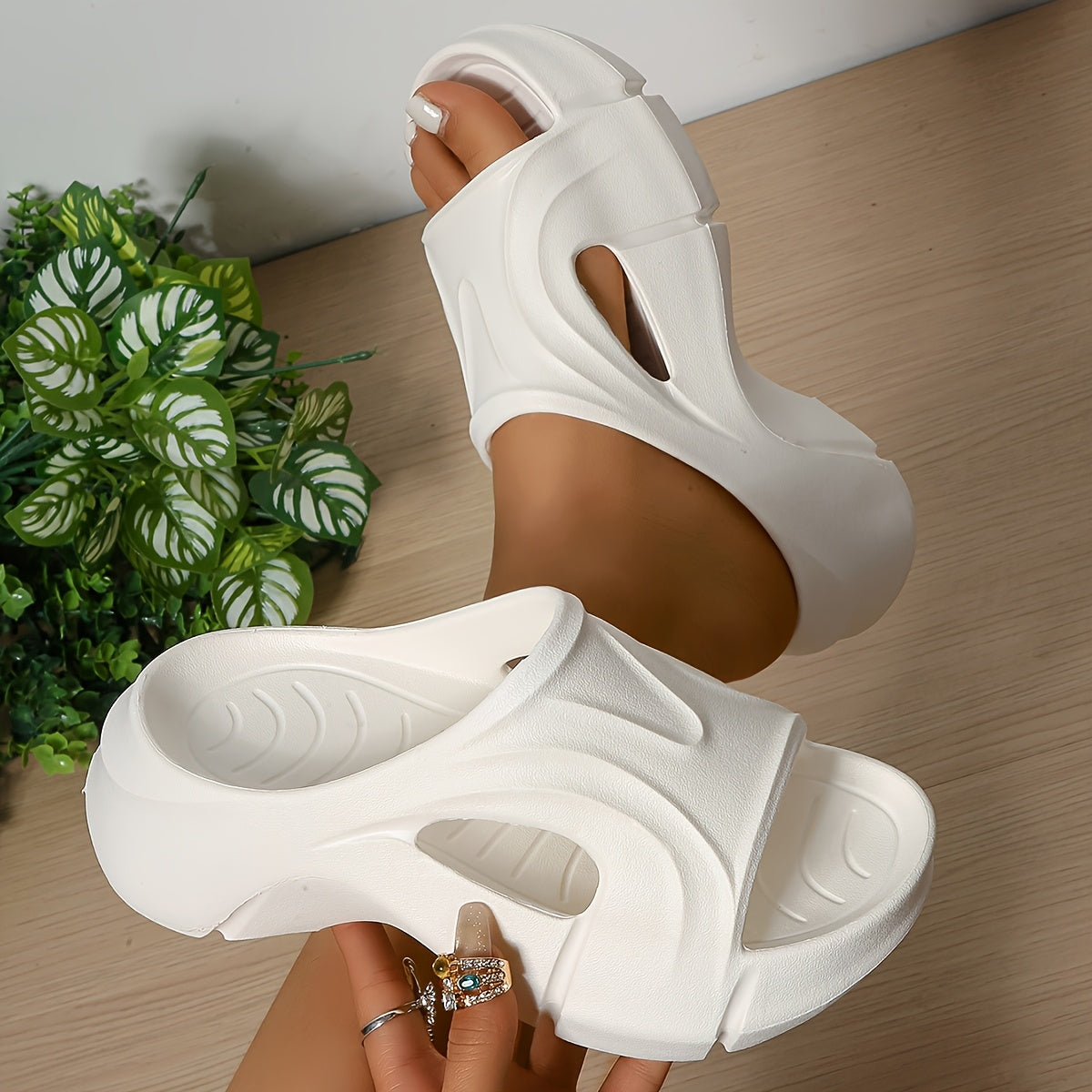Women's Thick Sole EVA Sandals with Arch Support - Comfortable, Lightweight, and Slip-Resistant Beach Slippers for Indoor and Outdoor Use - White, Beach Shoes