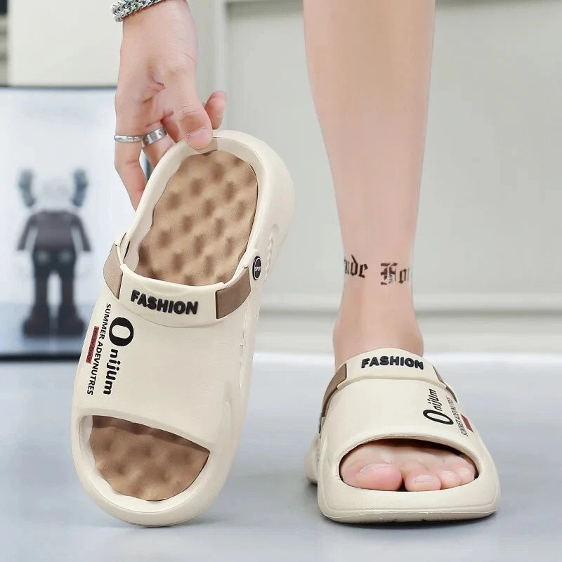 New Men Slippers 2025 Summer Soft-soled Platform Slides Sandals Beach Flip Flops