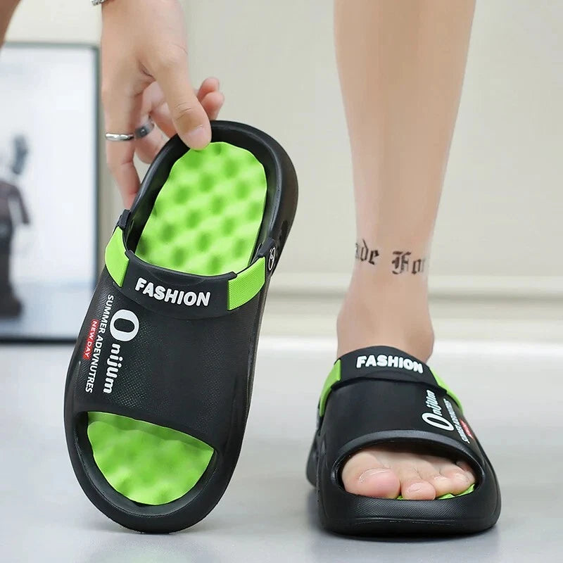 New Men Slippers 2025 Summer Soft-soled Platform Slides Sandals Beach Flip Flops