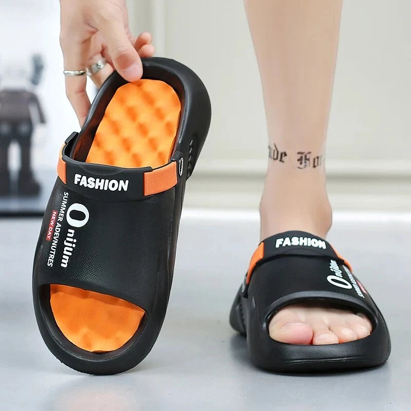 New Men Slippers 2025 Summer Soft-soled Platform Slides Sandals Beach Flip Flops
